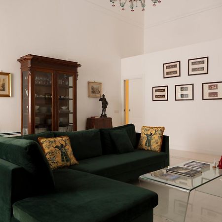 A.Ri.El Luxury Apartment Nápoly Kültér fotó